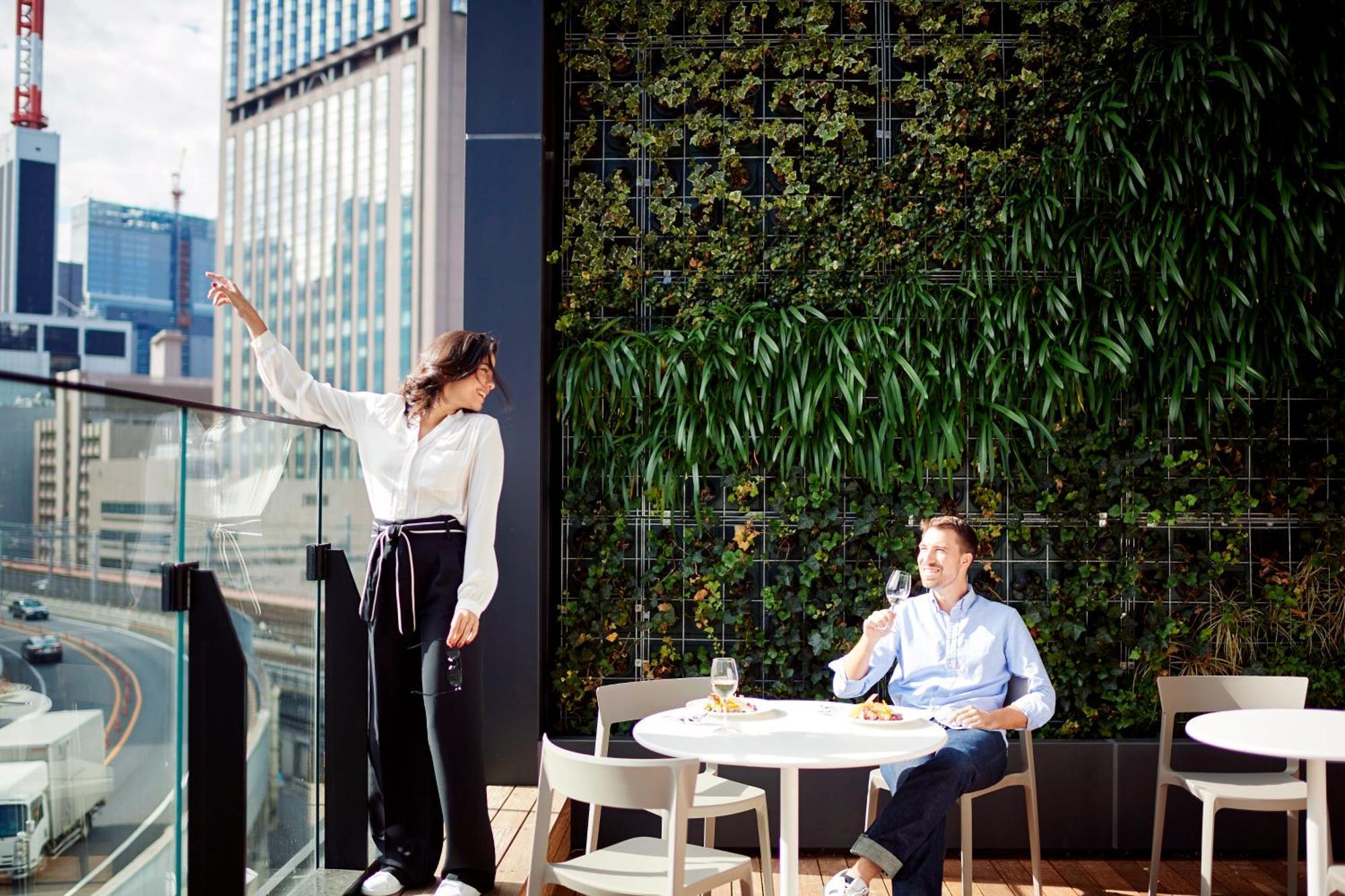 The Gate Hotel Tokyo By Hulic Екстер'єр фото Green wall